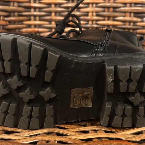 Dream Pairs Black Combat Boots Moto Boots in size 7.5 - Picture 4 of 15